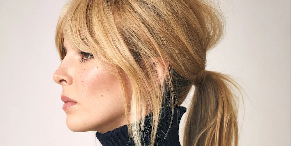 Curtain Bangs with long bangs