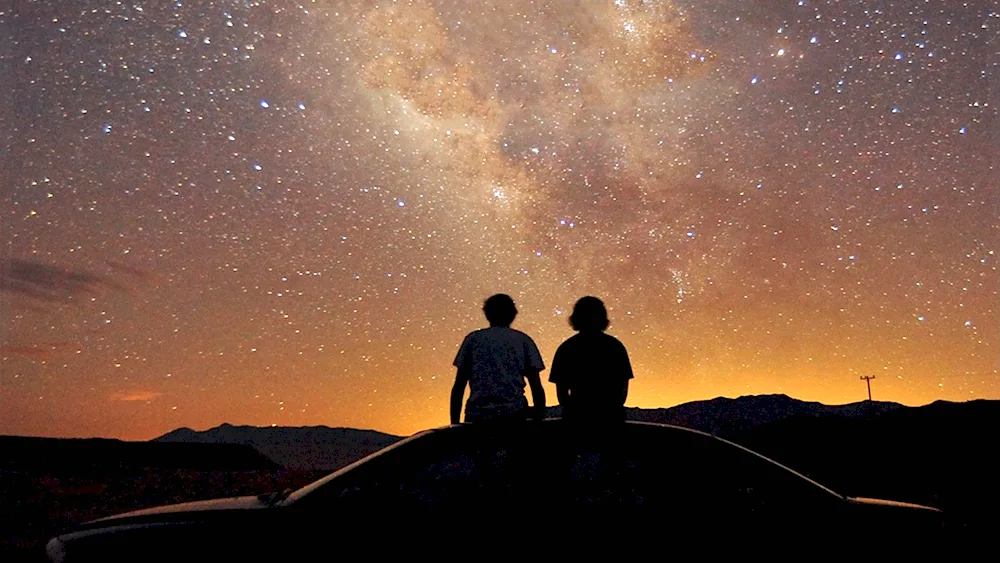 Lovers at night in the city
