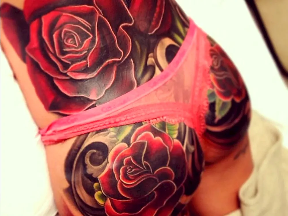 Tattoo on the waist