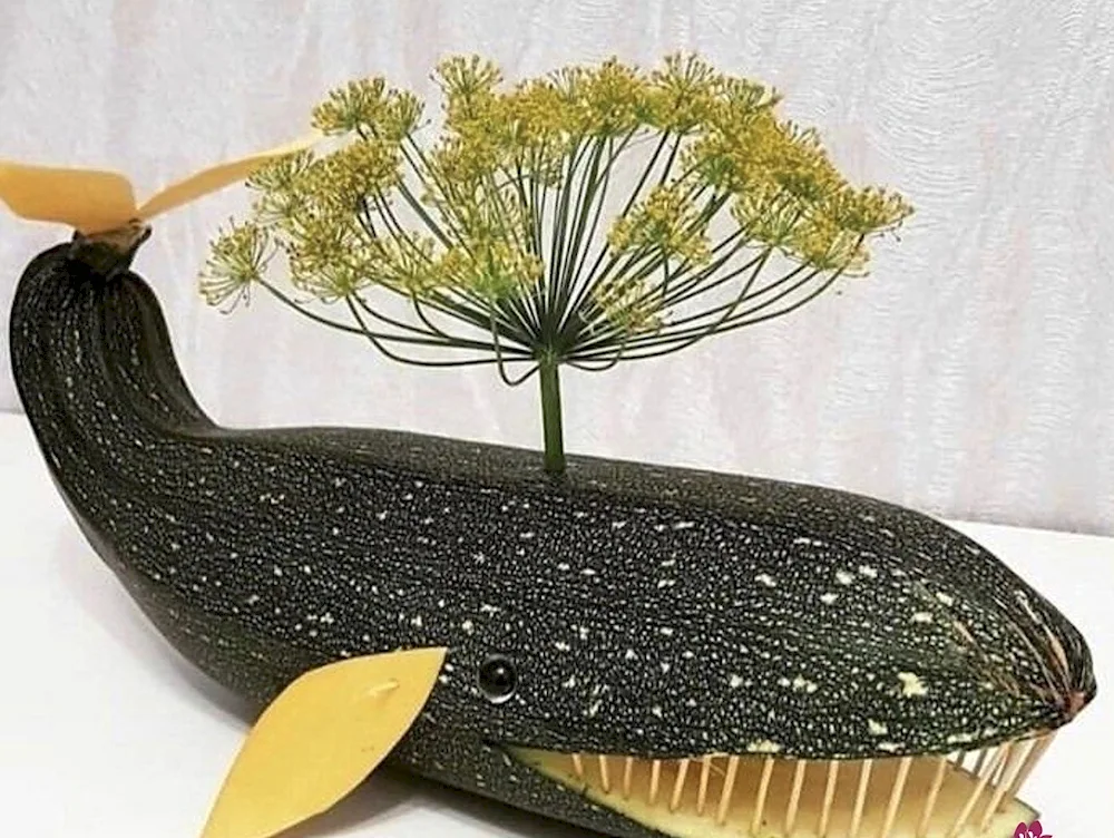 Vegetable figurines