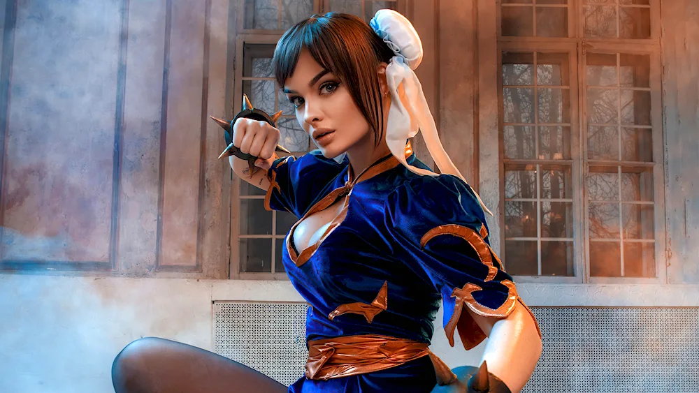 Chun Li Street Fighter Cosplay