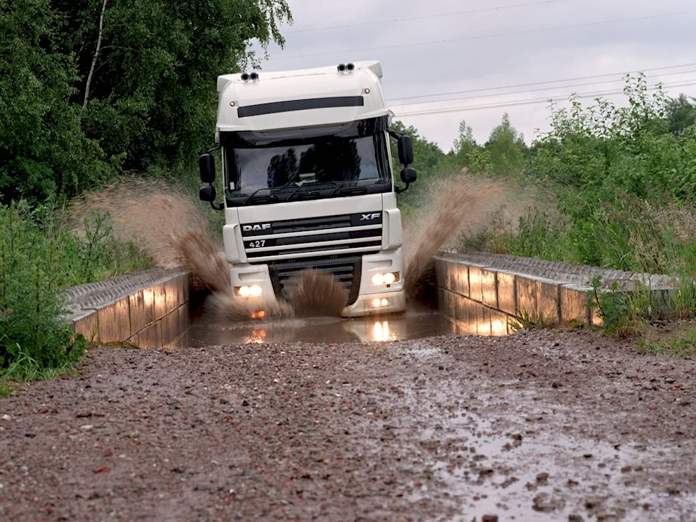 DAF 105 Truck