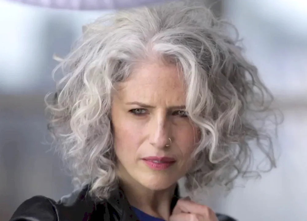 Daphne Hicks Grey hair