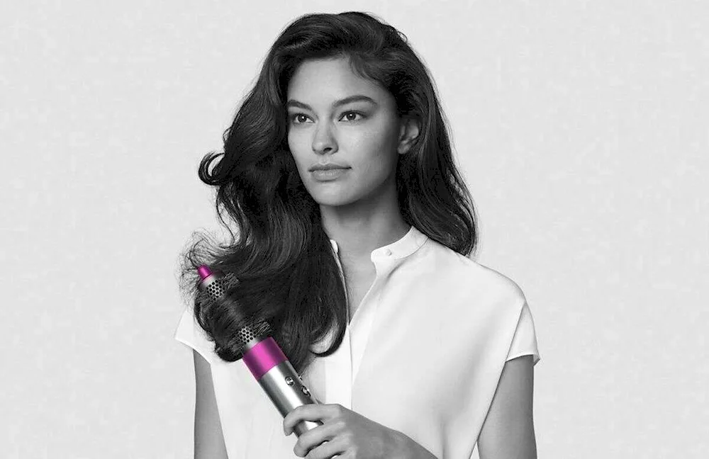 Dyson styler with curl diffuser