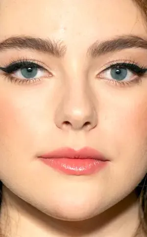 Danielle Rose Russell 2022