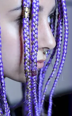 Daria Graf Afro braids