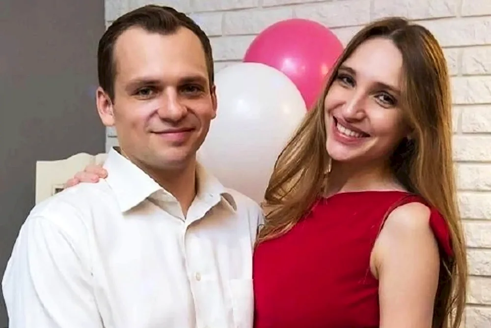Daria Klyushnikova and Alexei Yanin