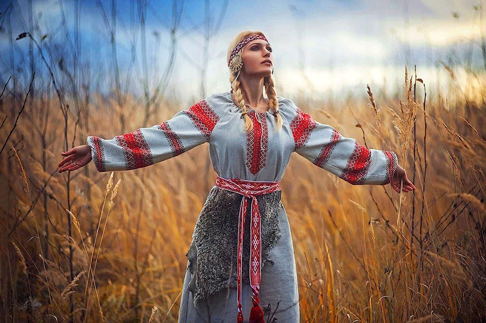 Darya Lefler in the image of Slavyanka