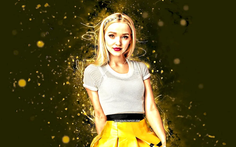 Dove Cameron similar actresses