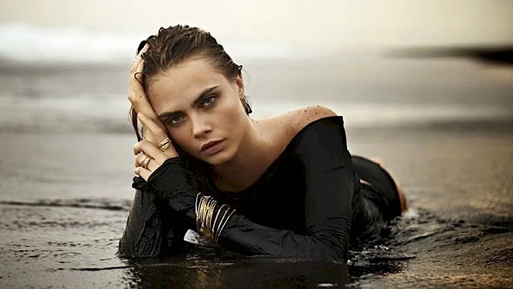 Cara Delevingne