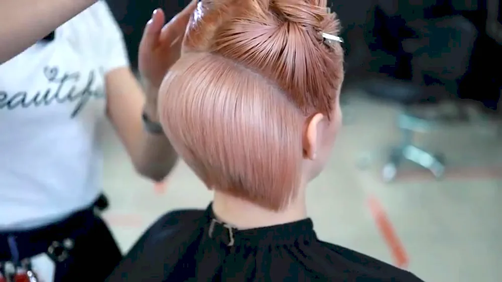 Haircut. Amanda Cyfred braids