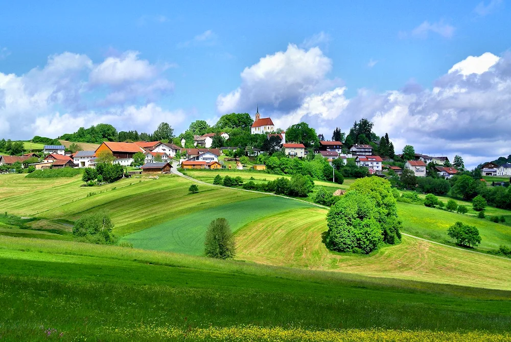 Bybury village in England