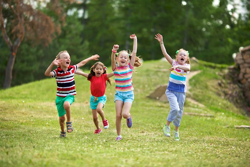 Children running