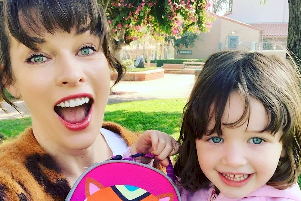 Milla Jovovich daughter