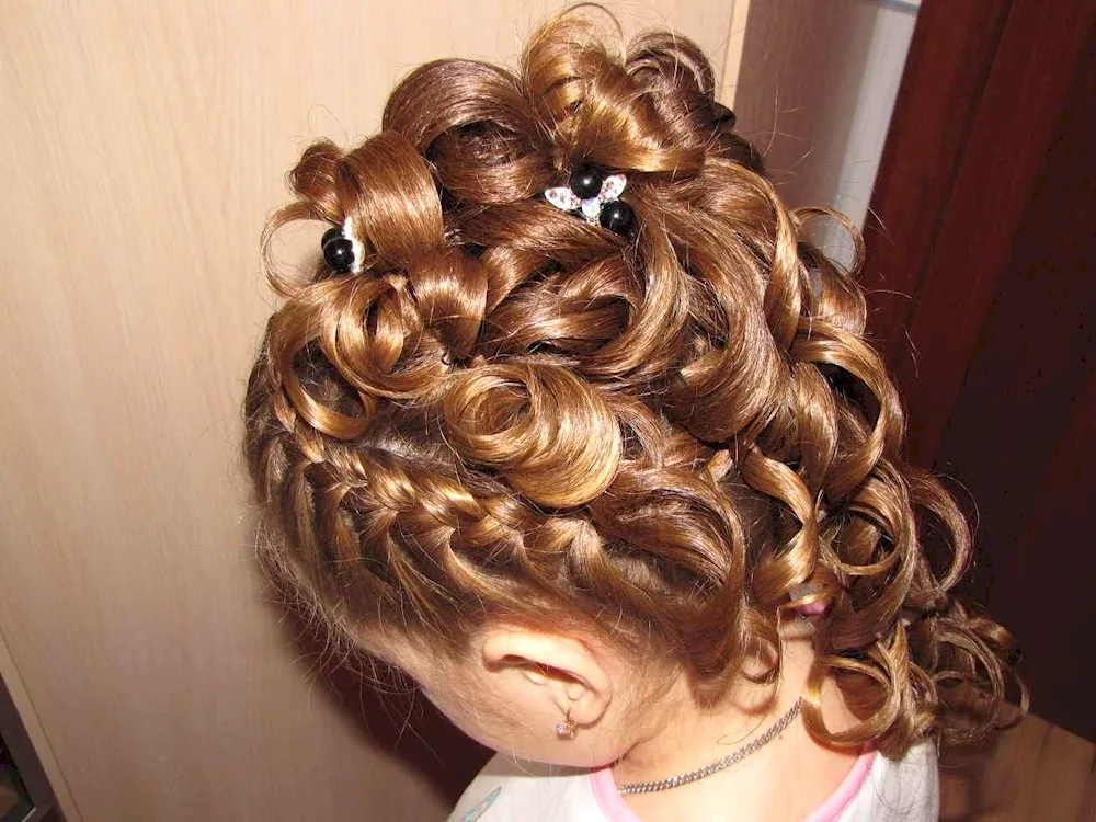 Children's hairstyles for prom