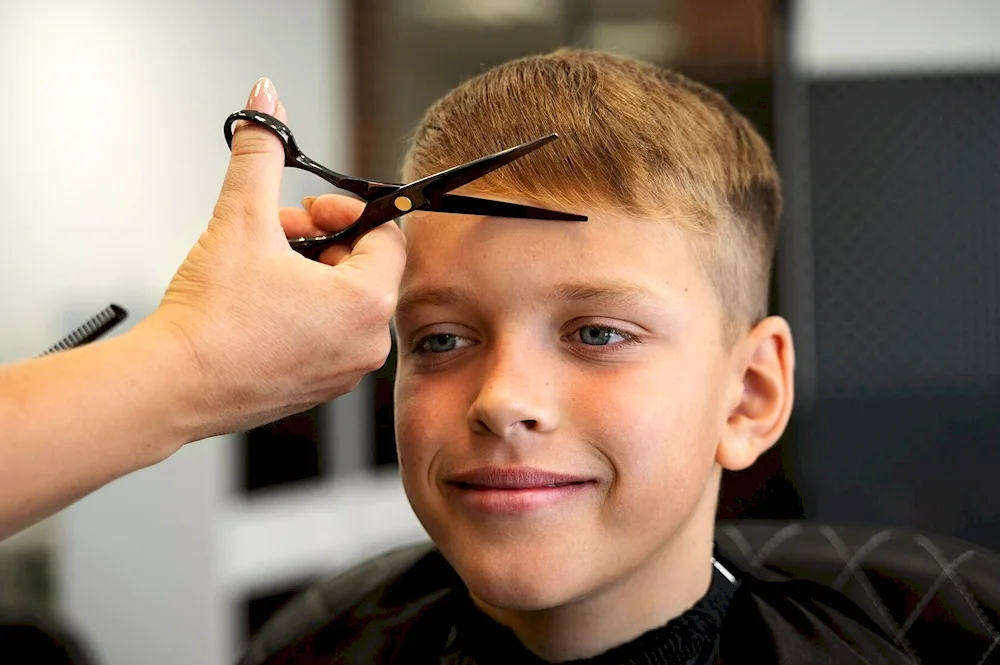 Child hairdresser