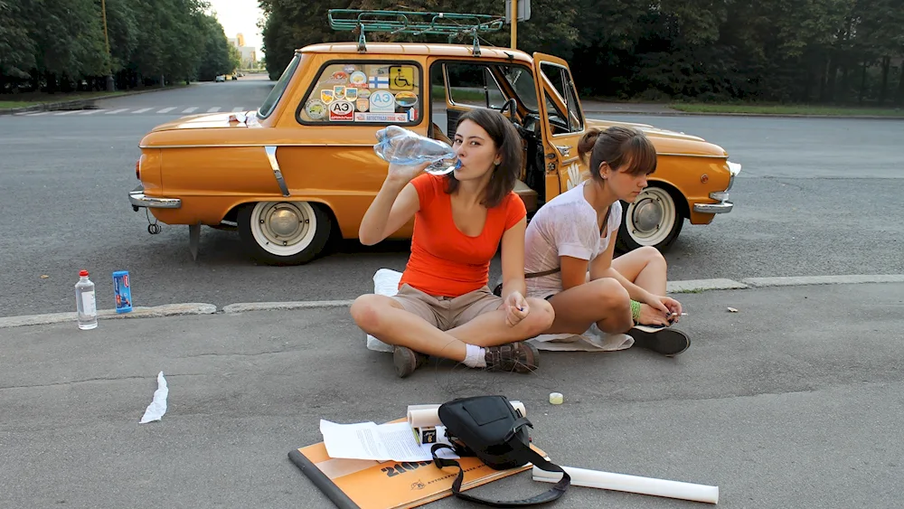 Girl and Zaporozhets