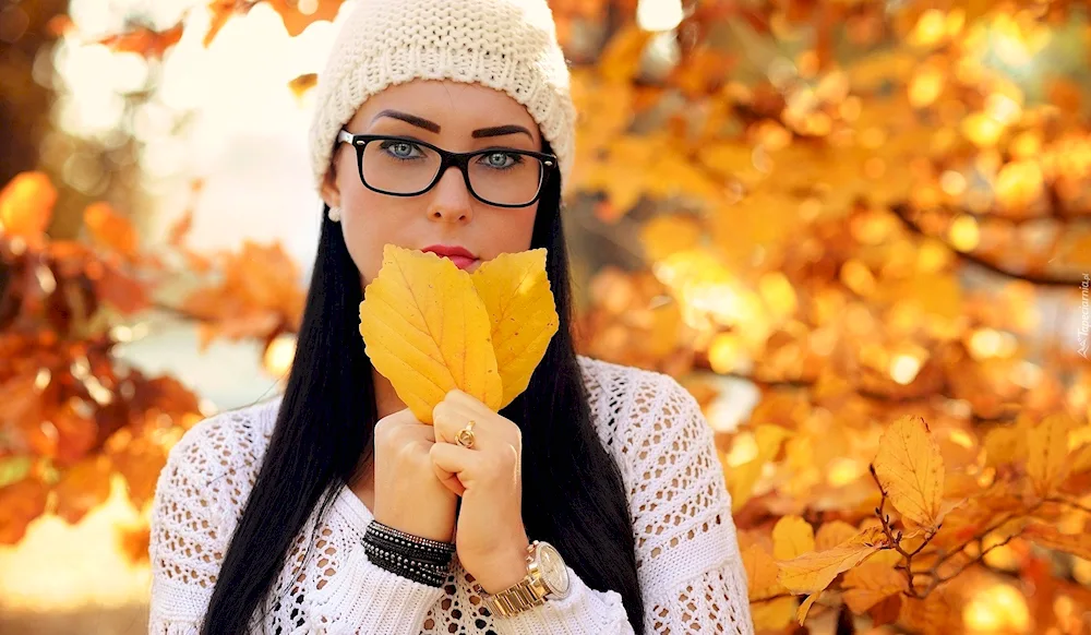 Autumn girl