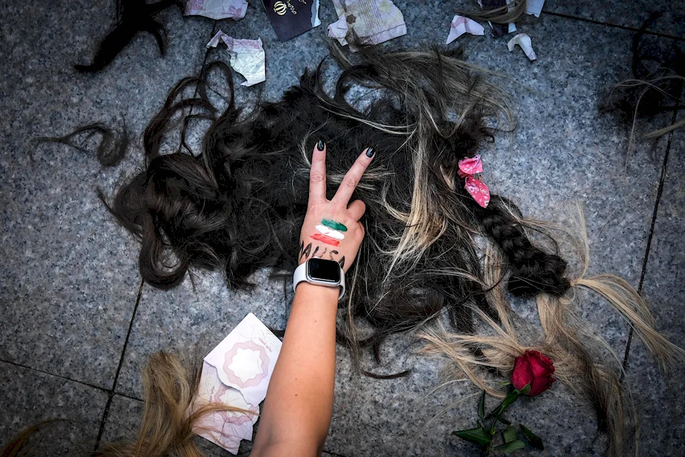 Cut hair in hand