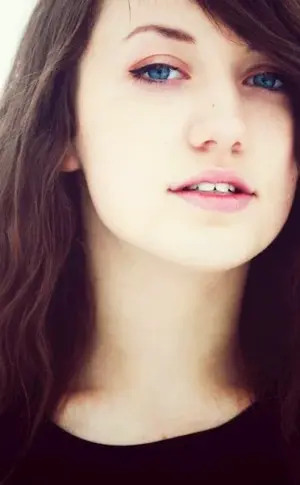 Girl with brown hair and blue eyes
