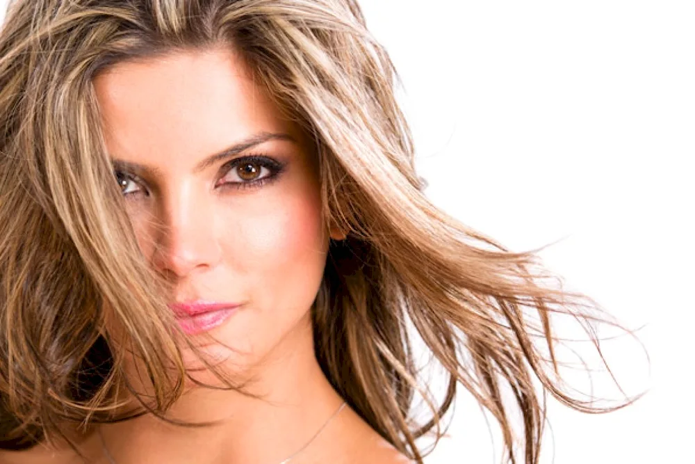 Benecia Matrix Balayage