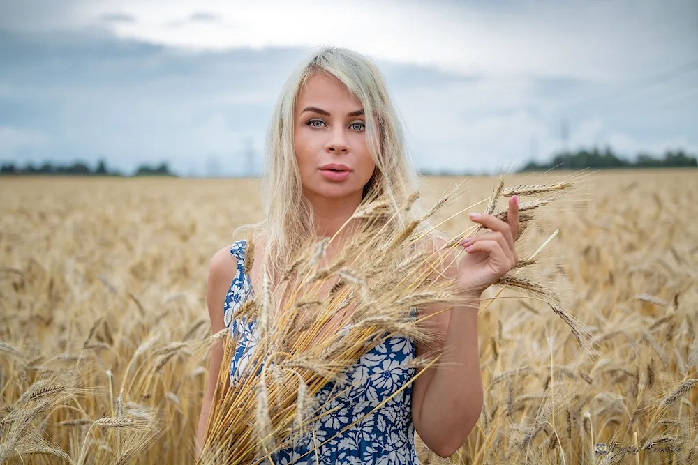 Girl with wheat hair