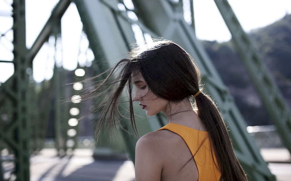 Nicole Scherzinger with a high ponytail