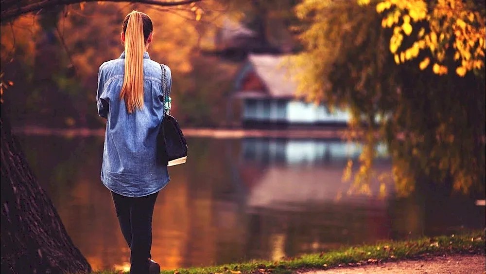 Autumn girl from back