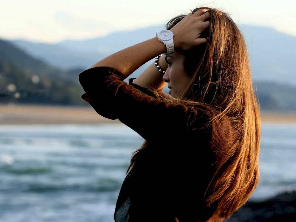 Auburn hair with long hair