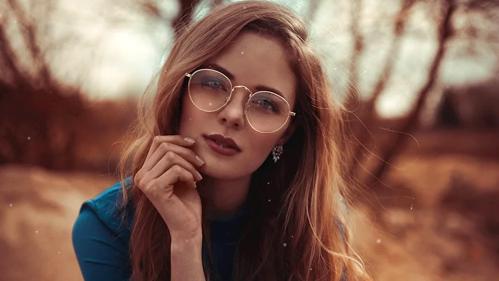 Girl in sunglasses