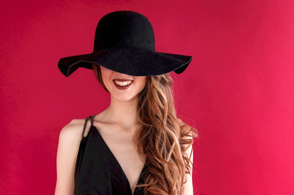 Aishwarya Rai in hat