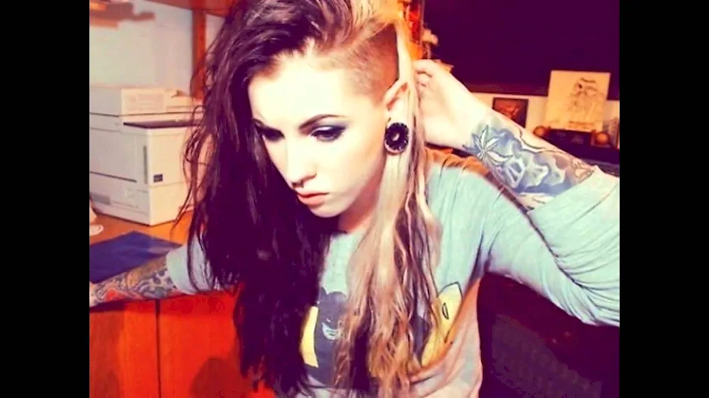 Girls with shaved temples