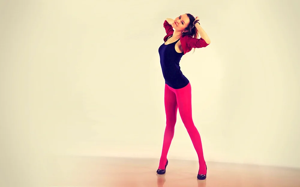 Girls in pink. leggings