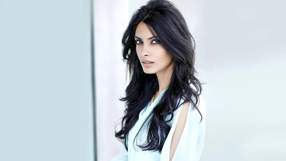 Diana Penty