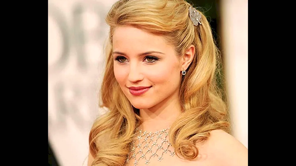Hairdresses with hairpins