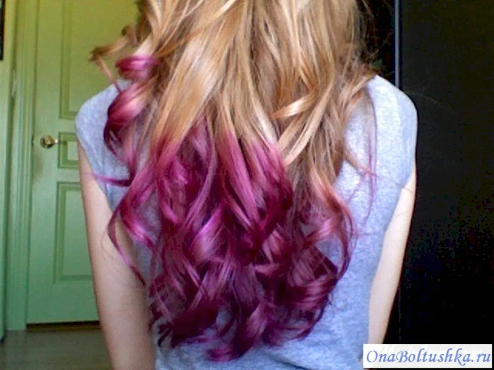 Blue tonic hair