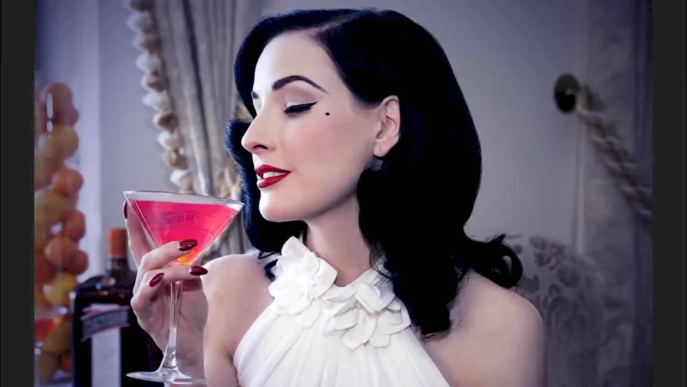 Dita von Tiz