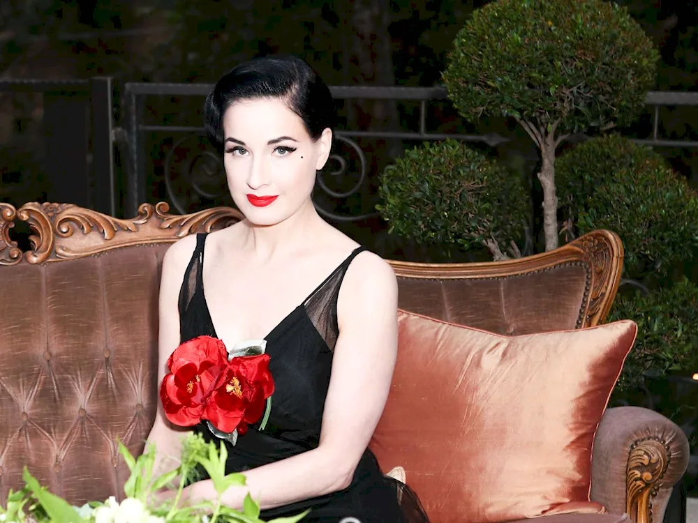 Dita von Tiz