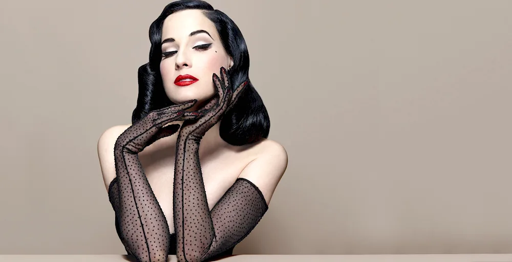 Dita Von Teese