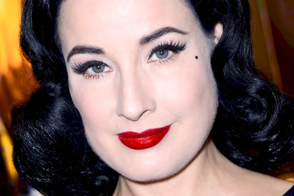 Dita Von Teese