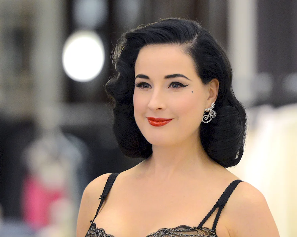 Dita von Tiz