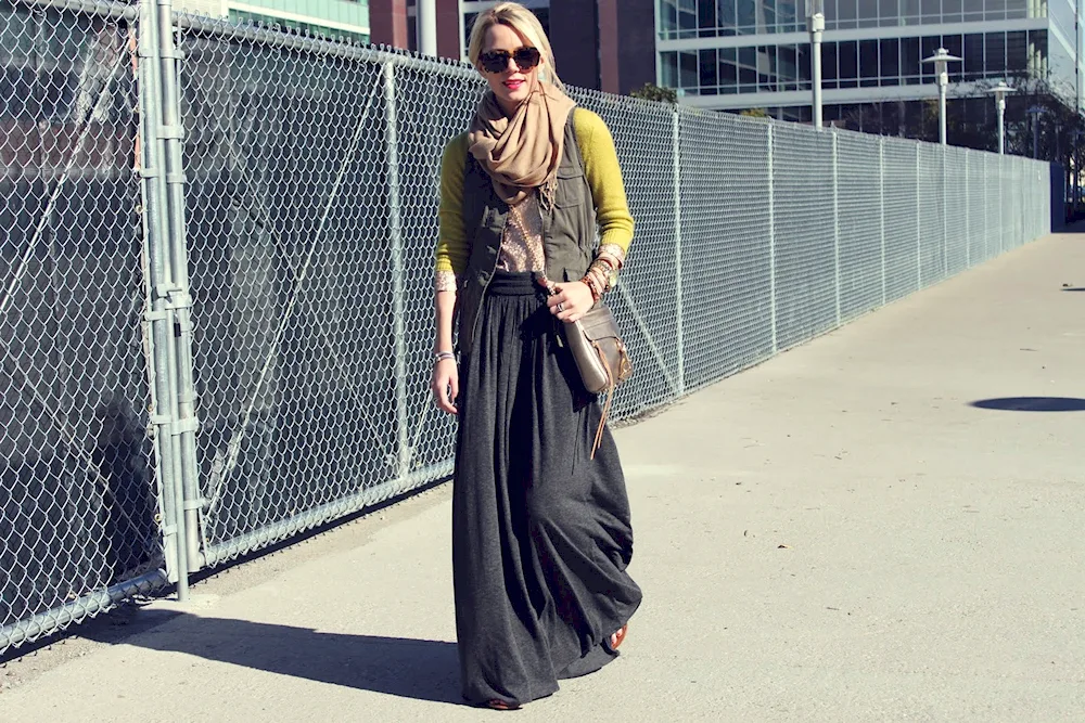 Green pleated skirt