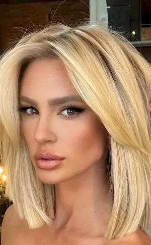 Long bob blonde