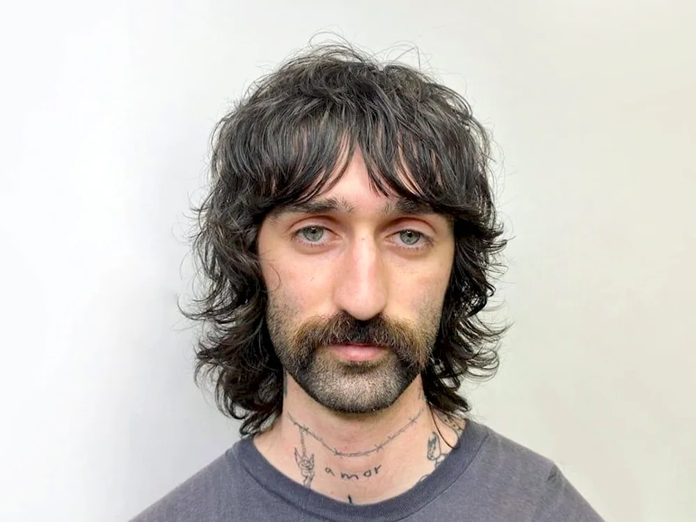 Long shaggy hair men's