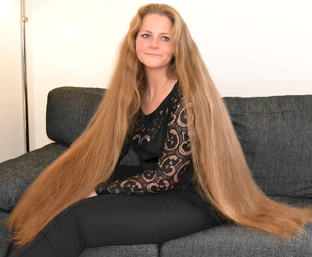 Very long hair