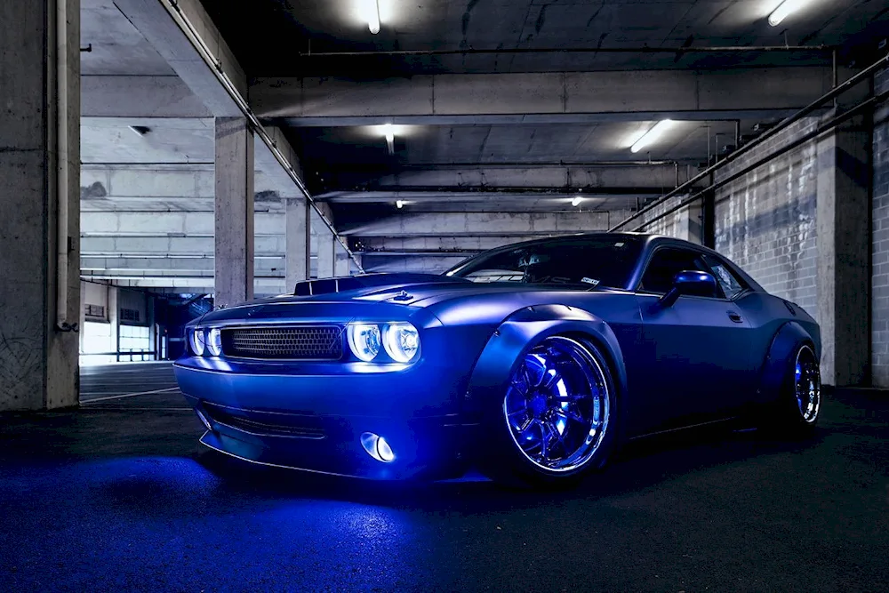 Dodge Challenger neon