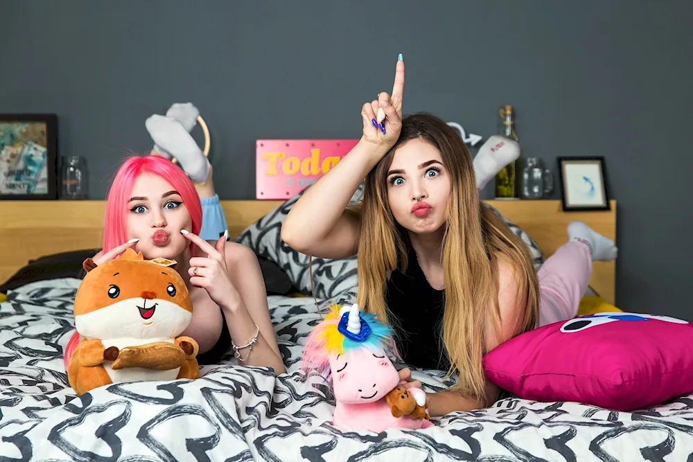 Dream Team Hauszkiye. bloggers