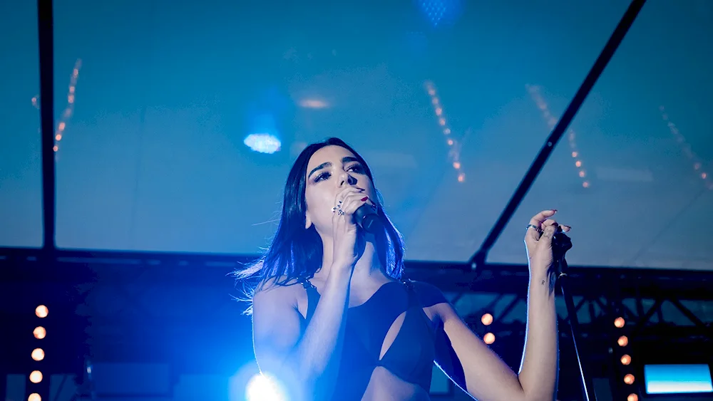 Dua Lipa