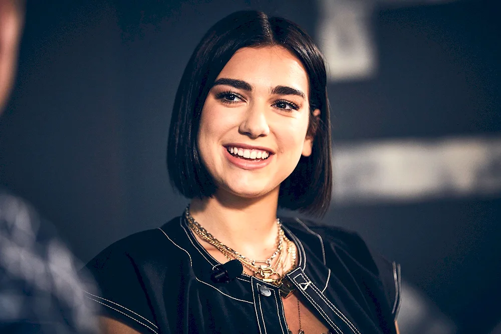 Dua Lipa