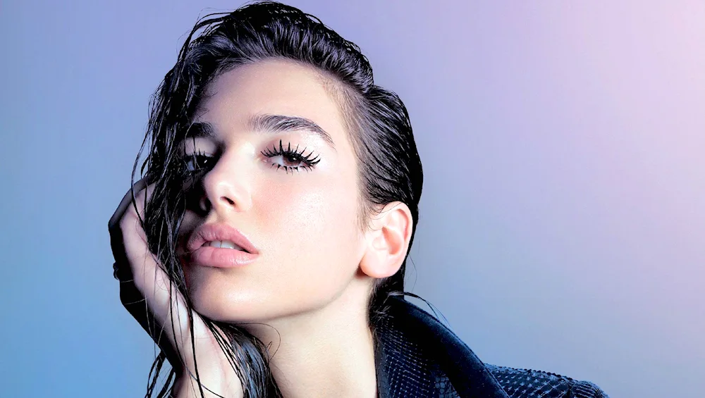 Dua Lipa